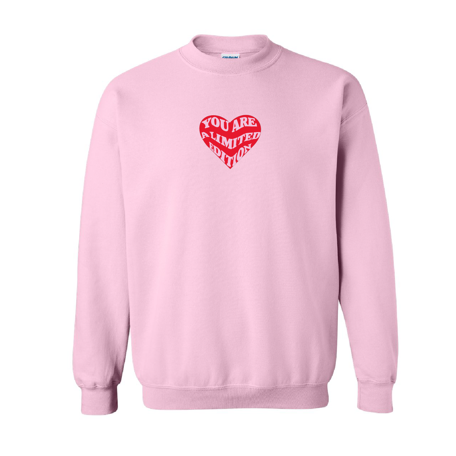 crewneck rose pale avec broderie de coeur avec citation you are a limited edition en rose