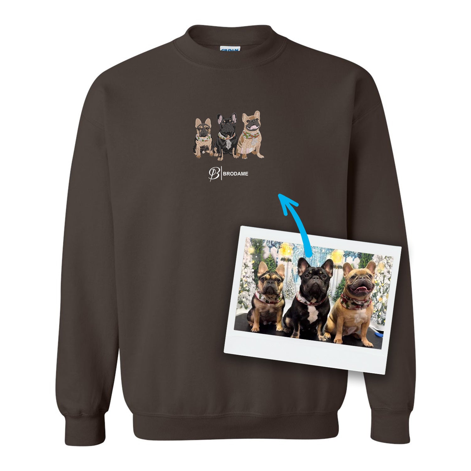 crewneck brun avec trois chiens brodé de façon réaliste sur le devant au centre avec le logo Brodame en dessous