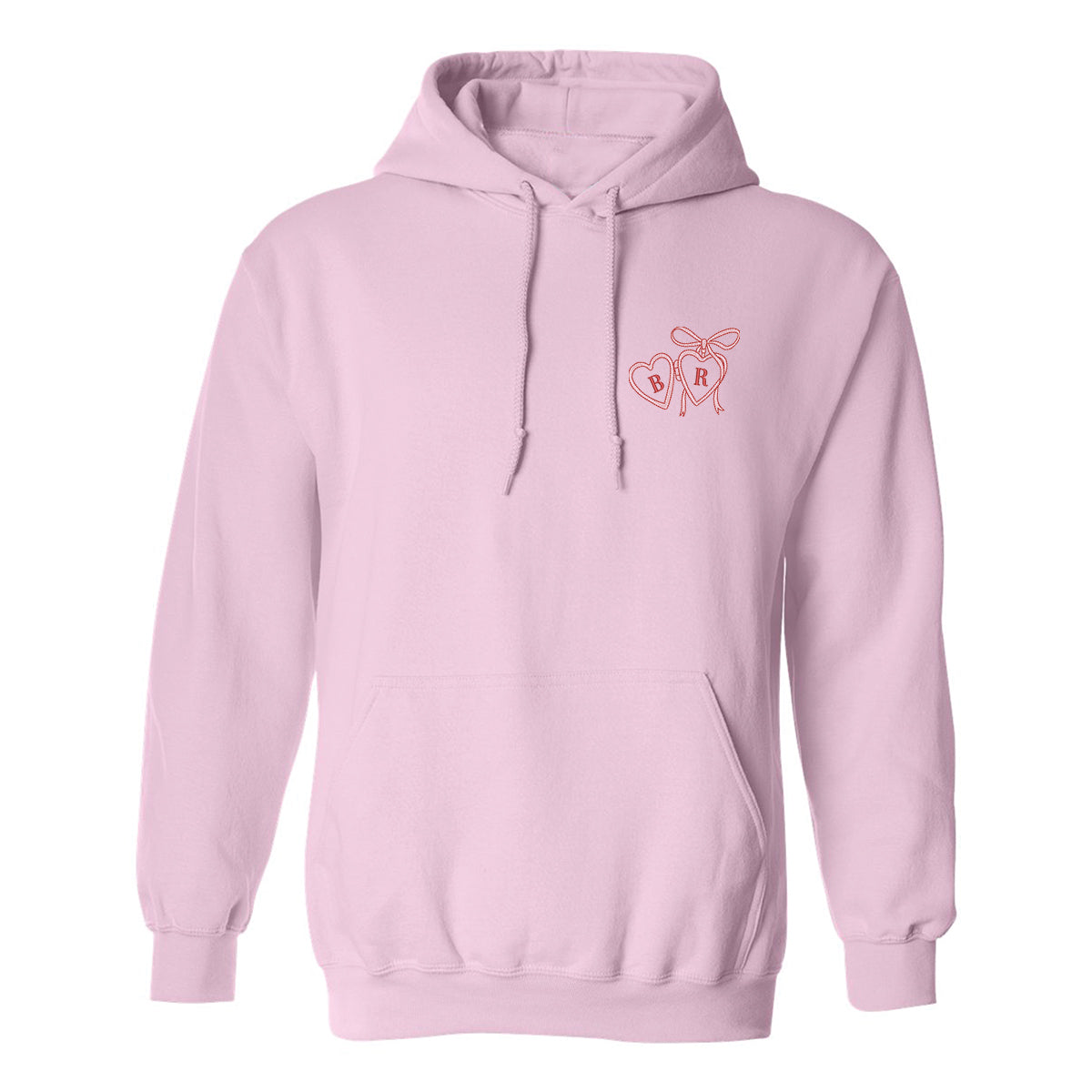 coton ouaté à capuchon rose pâle sur fond blanc avec broderie de pendentif en forme de coeur rose et rouge ayant des initiales brodées