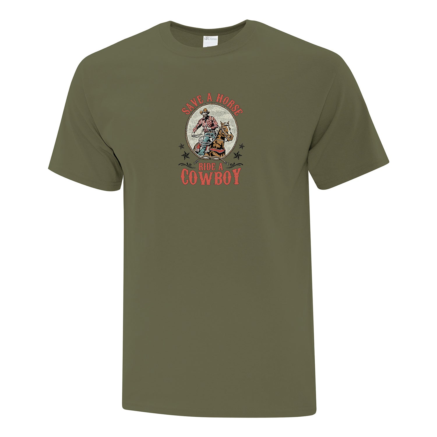 t-shirt vert kaki en manches courtes avec une impression western d'un cowboy sur son cheval avec le texte "save a horse, ride a cowboy"