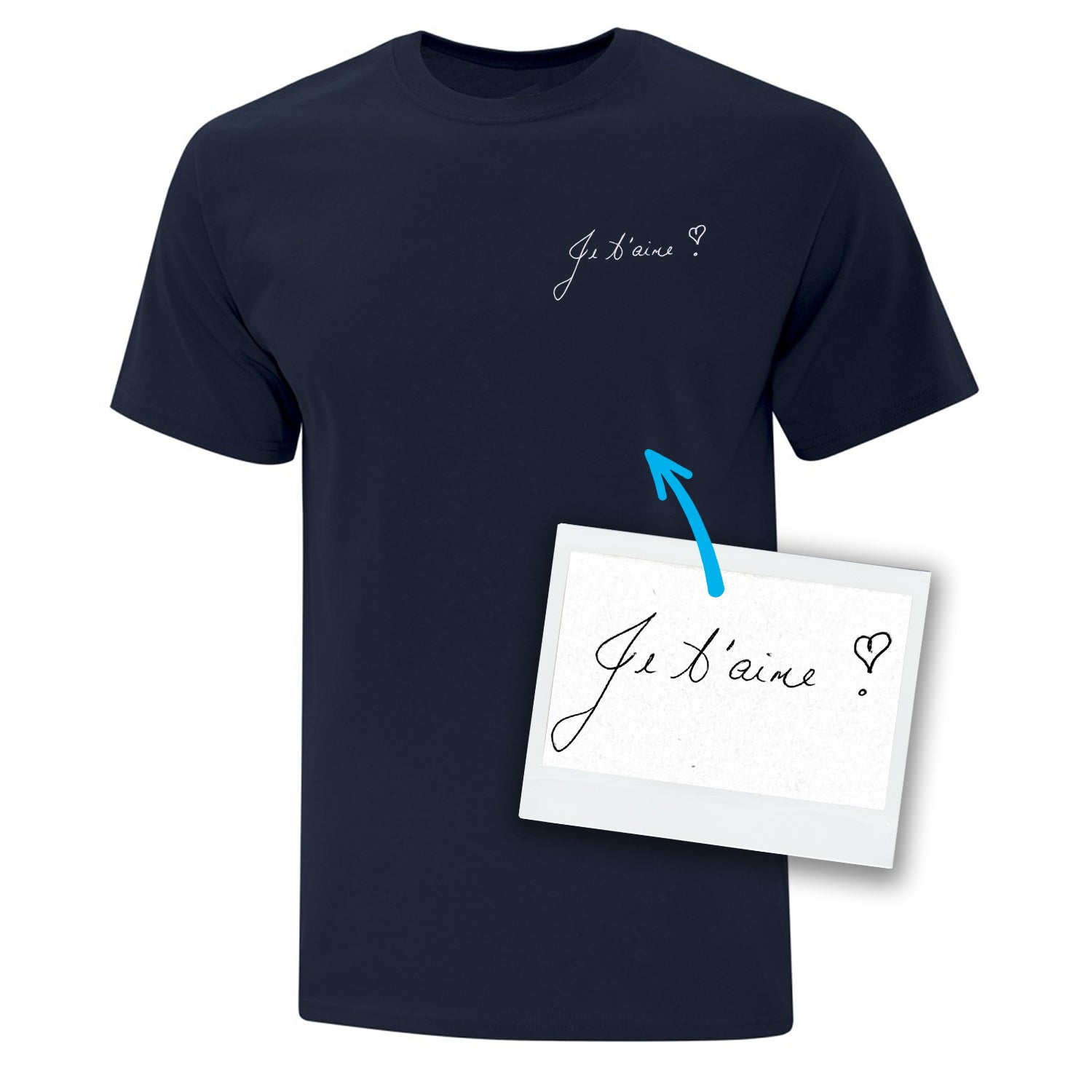 t-shirt à manches courtes bleu marin avec une écriture personnalisée brodée écrite à la main par un proche