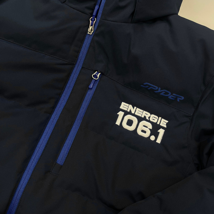 Manteau broder energie 106,1 une station de radio broderie faites par Brodame