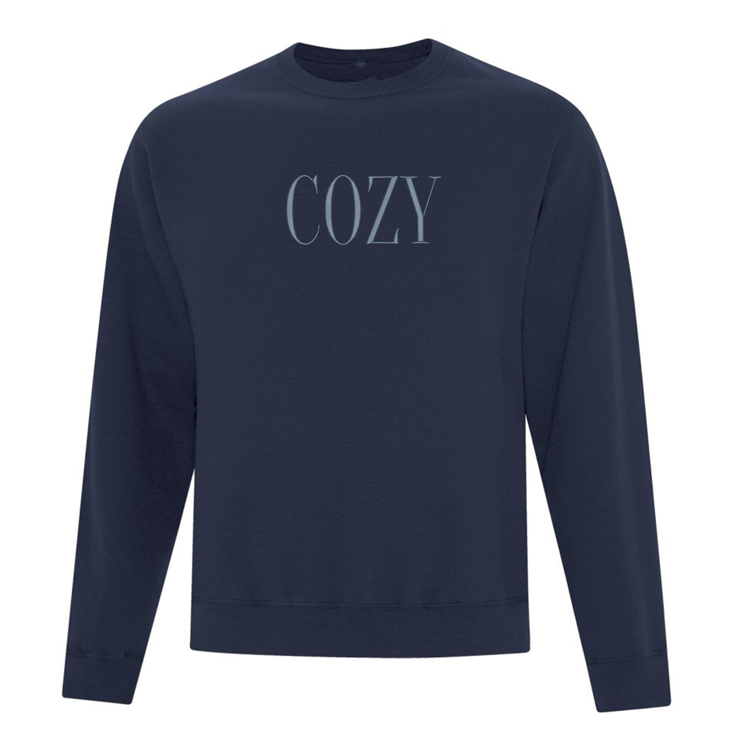 crewneck bleu marin avec une broderie écrit COZY en bleu au centre