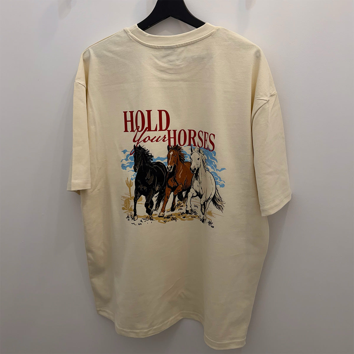 T-shirt heavyweight "Hold your horses" imprimé