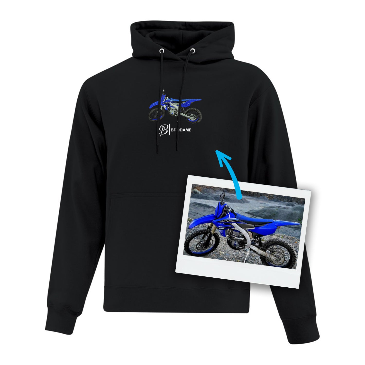 coton ouaté noir avec un motocross bleu et le logo brodame brodé de façon réaliste au centre à partir d'une image fournie par le client