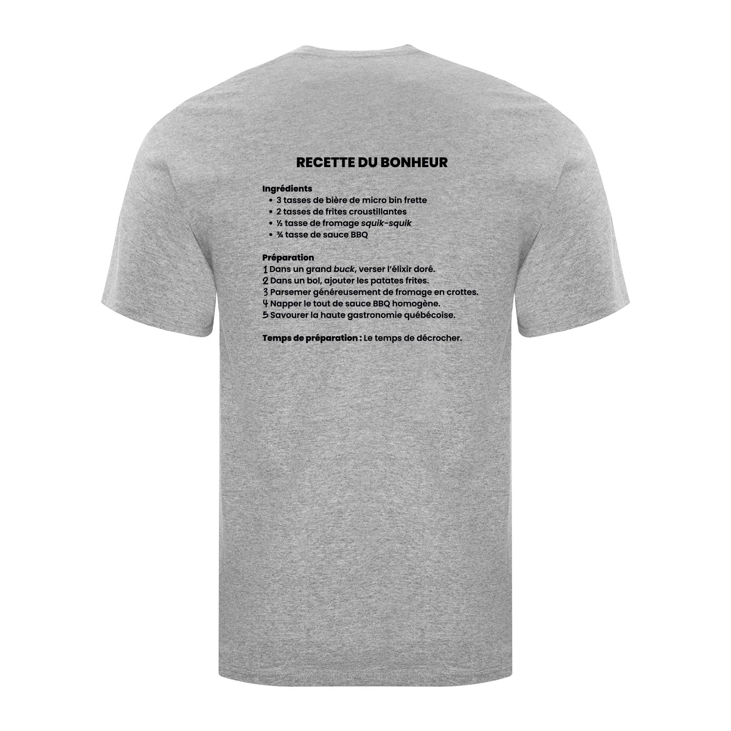 vue de dos d'un t-shirt gris pâle avec les détails d'une recette de poutine imprimé en noir.